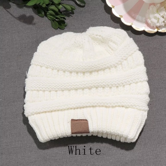 Knit Winter Hat - Bun / Pony Tail - Picture 3 of 5